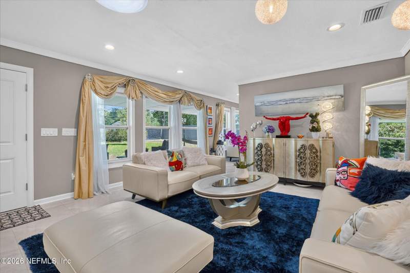 3 bedroom Single Family Residence at 6253 Carlton Road, Tintern Woods, Jacksonville — photo 5