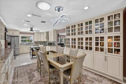 6253 Carlton Road, Jacksonville FL - photo 10 of 41