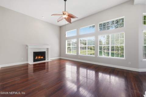 7805 Rittenhouse Lane, Jacksonville FL - photo 9 of 35