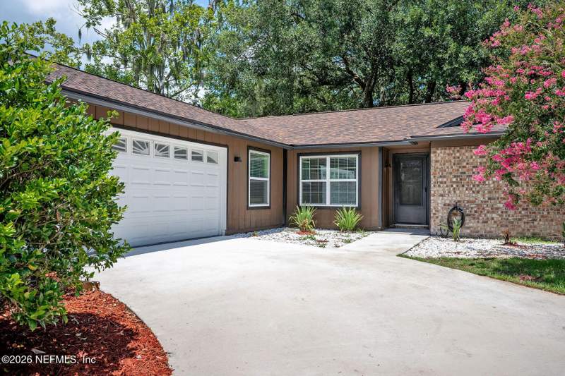 3 bedroom Single Family Residence at 2212 Carter Braxton Road, Heritage Hills, Orange Park — photo 2