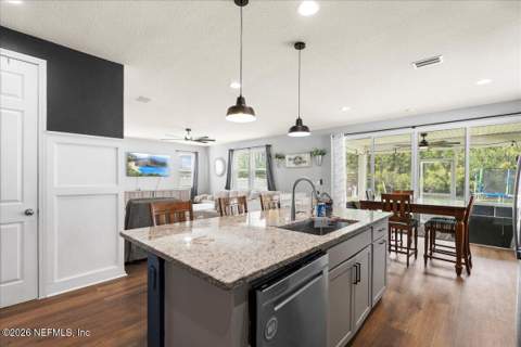 4518 Pine Ridge Parkway, Middleburg FL - photo 13 of 57