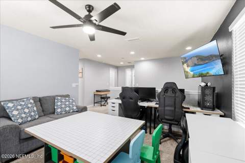 4518 Pine Ridge Parkway, Middleburg FL - photo 19 of 57