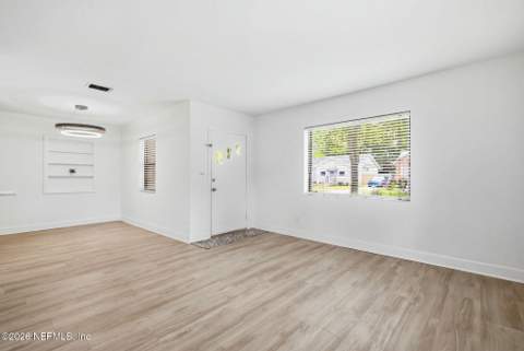 1325 Dancy Street, Jacksonville FL - photo 9 of 35