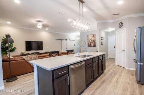 11540 Red Koi Drive, Jacksonville FL - photo 9 of 44