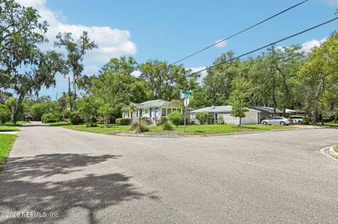 1936 Woodmere Drive, Jacksonville FL - photo 7 of 44