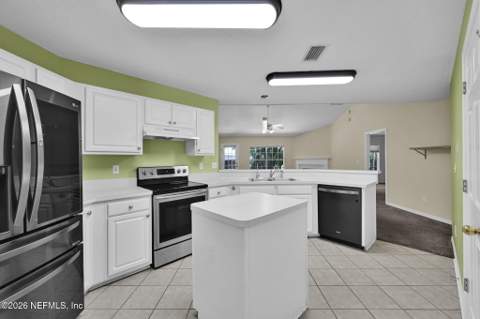 8048 Kilkelly Lane, Jacksonville FL - photo 8 of 23