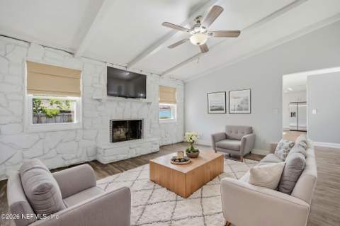 437 Hawaiian Terrace, Jacksonville FL - photo 13 of 35