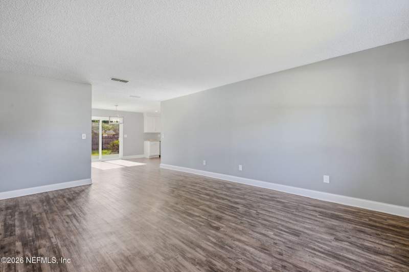 3 bedroom Single Family Residence at 437 Hawaiian Terrace, Holiay Hill Manor, Jacksonville — photo 5