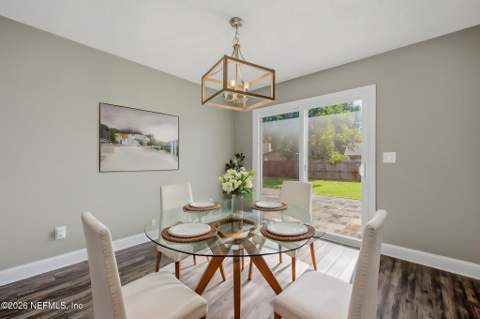 437 Hawaiian Terrace, Jacksonville FL - photo 7 of 35