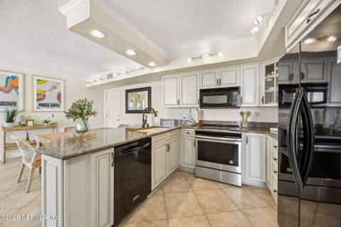 1601 Ocean Drive #705, Jacksonville Beach FL - photo 18 of 117