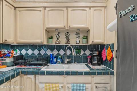 1318 8th Street, Jacksonville Beach FL - photo 14 of 58