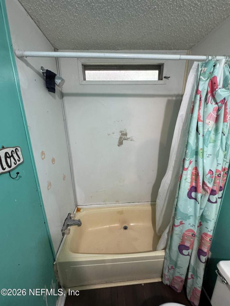 3 bedroom Mobile Home at 11583 E Confederate Drive, The Hills Of Glen, Macclenny — photo 3