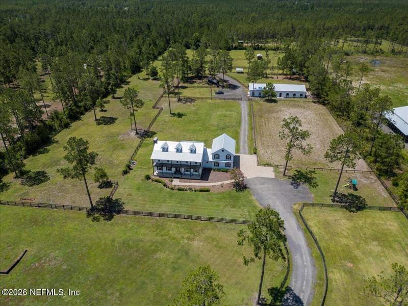 5 bedroom Single Family Residence at 34175 Steeple Chase Way, Tupelo Plantation, Callahan — photo 5