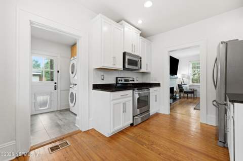 1453 Belvedere Avenue, Jacksonville FL - photo 17 of 44