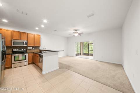 13358 Ocean Mist Drive, Jacksonville FL - photo 8 of 32