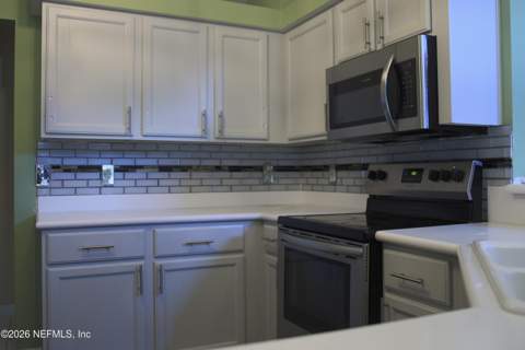 11820 Poydras Lane, Jacksonville FL - photo 10 of 21