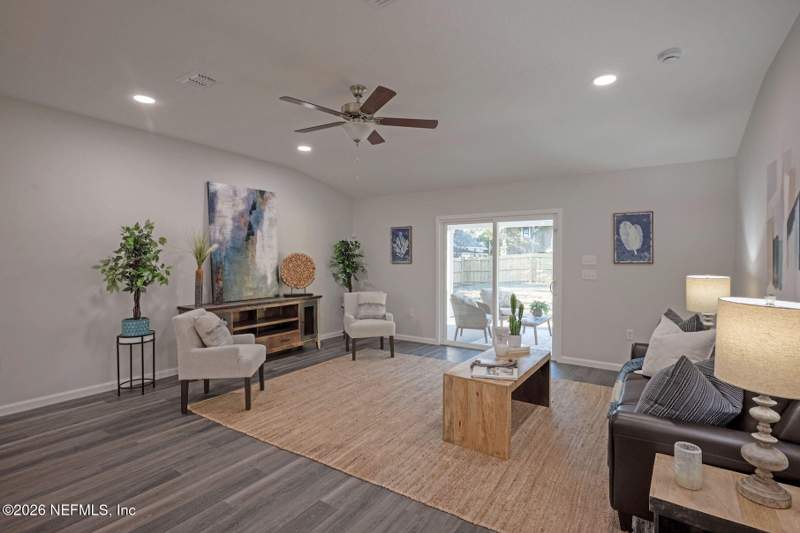 4 bedroom Single Family Residence at 1313 Fred Gray Road, John Broward Grant, Jacksonville — photo 2