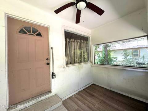 1074 Hood Avenue, Jacksonville FL - photo 19 of 36