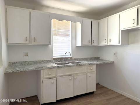 1074 Hood Avenue, Jacksonville FL - photo 24 of 36