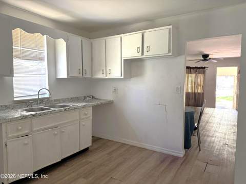 1074 Hood Avenue, Jacksonville FL - photo 17 of 36