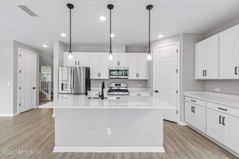 8268 Marietta Still Drive, Jacksonville FL - photo 8 of 19