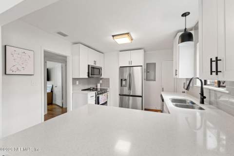 4823 Kerle, Jacksonville FL - photo 16 of 29