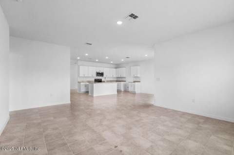 8131 Archibald Terrace, Jacksonville FL - photo 19 of 43