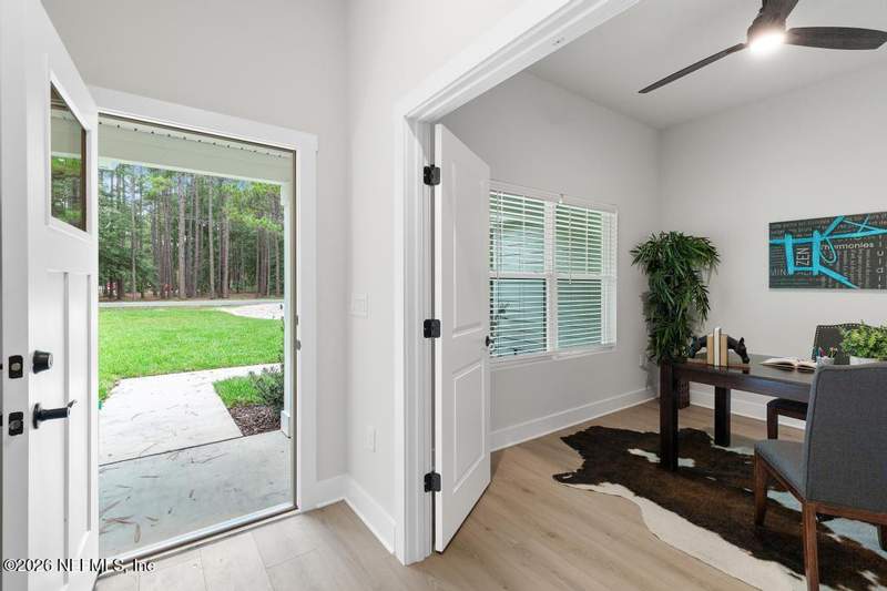 4 bedroom Single Family Residence at 5131 107th Street, Ortega Farms, Jacksonville — photo 5