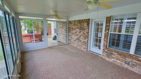 6275 Ironside Drive, Jacksonville FL - photo 9 of 24