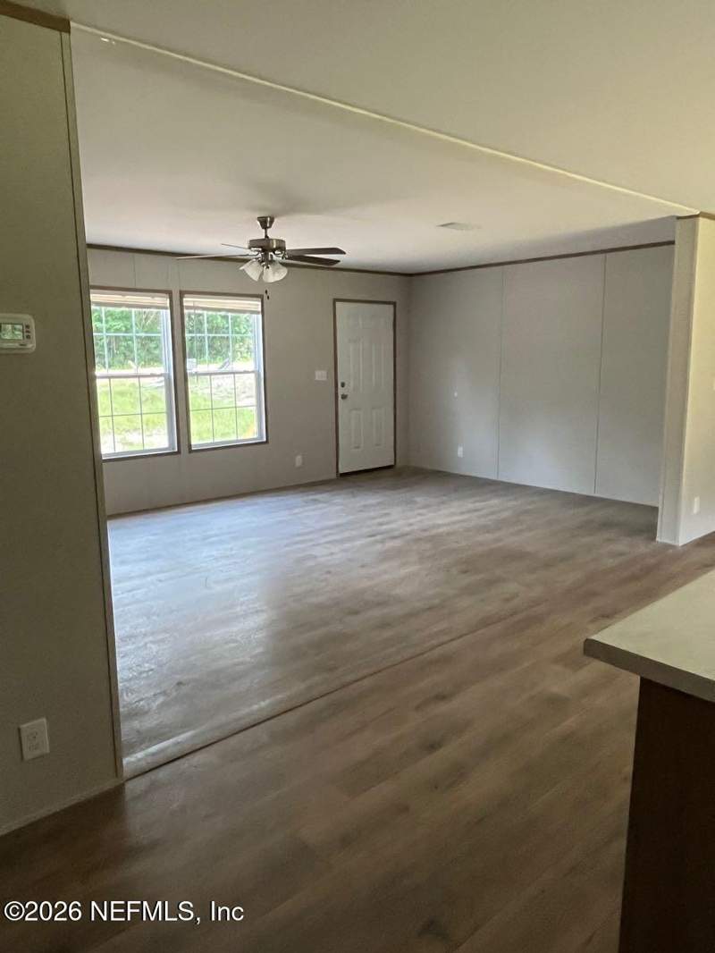 3 bedroom Manufactured Home at 4819 Sedge Street, Middleburg, Middleburg — photo 5