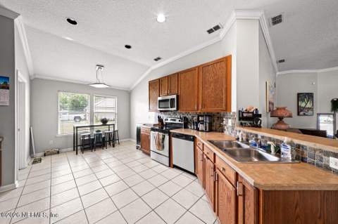 517 Millhouse Lane, Orange Park FL - photo 17 of 34