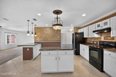 2432 Mallory Hills Road, Jacksonville FL - photo 18 of 69