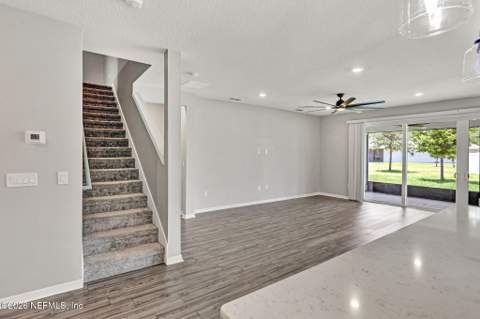 4559 Haystack Court, Jacksonville FL - photo 13 of 44
