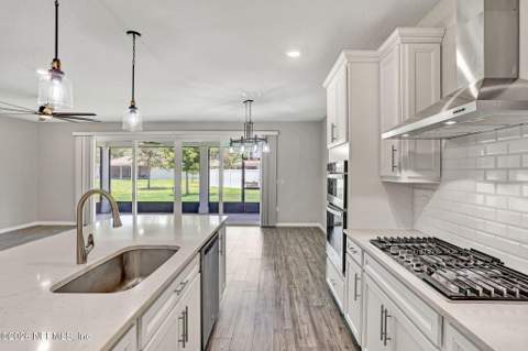 4559 Haystack Court, Jacksonville FL - photo 14 of 44