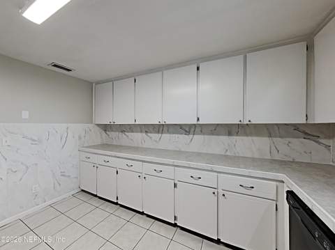 8436 Colton Street, Jacksonville FL - photo 12 of 28