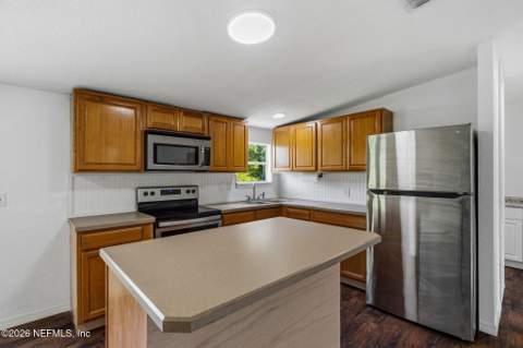 2775 Lightning Way, Hilliard FL - photo 15 of 37