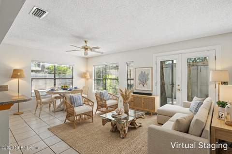 3933 Petite Drive, Jacksonville FL - photo 13 of 43