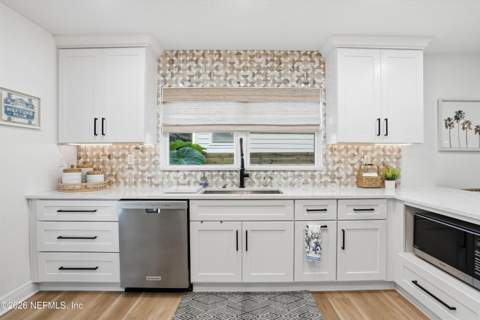 416 Hopkins Street, Neptune Beach FL - photo 16 of 46