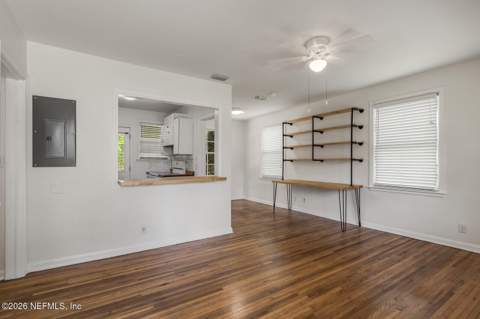 2854 Stanwood Avenue, Jacksonville FL - photo 8 of 21