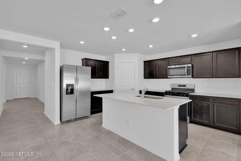 3 bedroom Single Family Residence at 7094 Sandperch Street, Wells Landing, Jacksonville — photo 5
