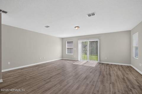 7082 Plymouth Grove Court, Jacksonville FL - photo 14 of 40