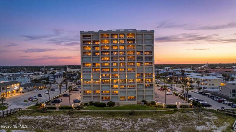 3 bedroom Condominium at 917 1st Street #202, Acquilus, Jacksonville Beach — photo 3