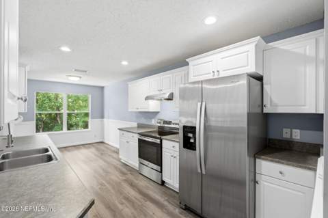 3374 Millcrest Place, Jacksonville FL - photo 7 of 36