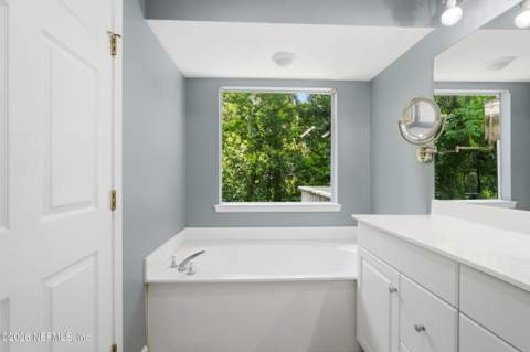 3374 Millcrest Place, Jacksonville FL - photo 15 of 36