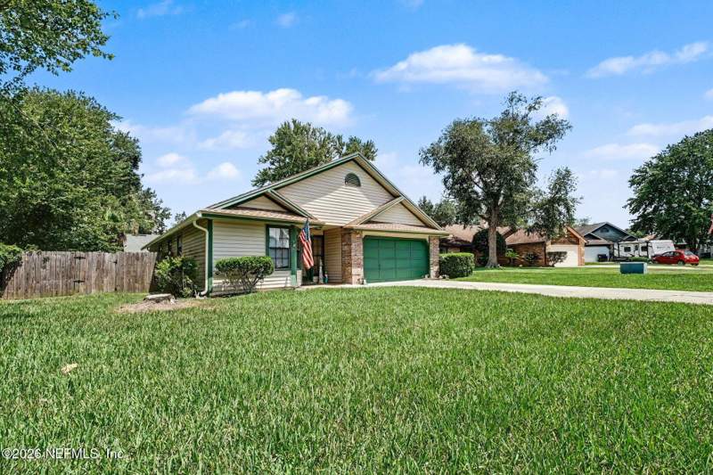 3 bedroom Single Family Residence at 593 Hewes Place, Heritage Hills, Orange Park — photo 3