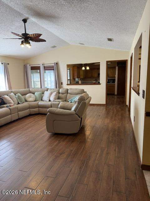 4 bedroom Single Family Residence at 11651 Kennewick Court, Hart Estates, Jacksonville — photo 5