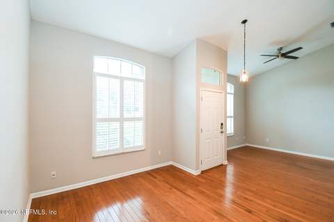 4234 Emerald Bay Drive, Jacksonville FL - photo 7 of 21