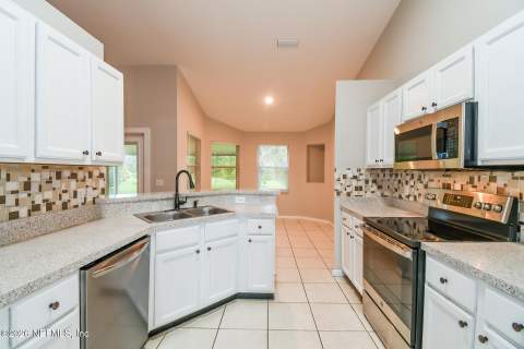 4234 Emerald Bay Drive, Jacksonville FL - photo 12 of 21
