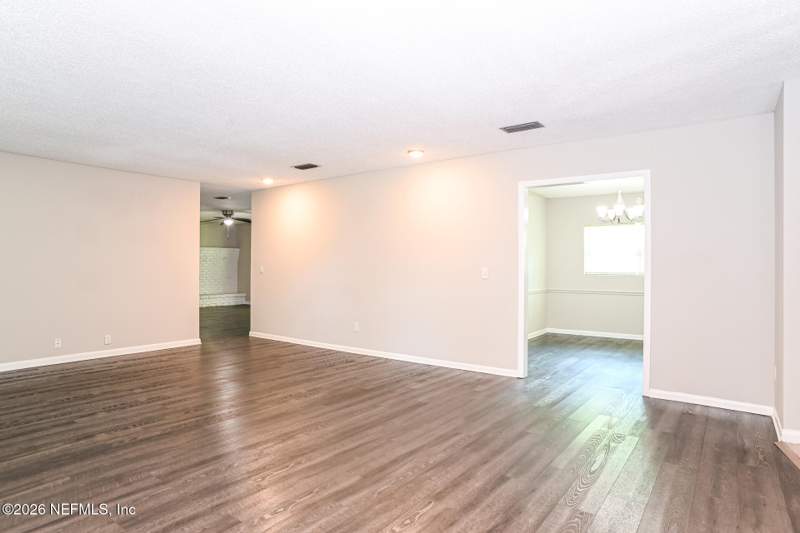 4 bedroom Single Family Residence at 1141 Alderman Road, Alderman Park, Jacksonville — photo 2