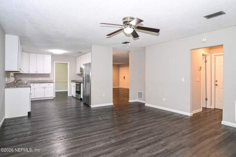 1141 Alderman Road, Jacksonville FL - photo 8 of 21